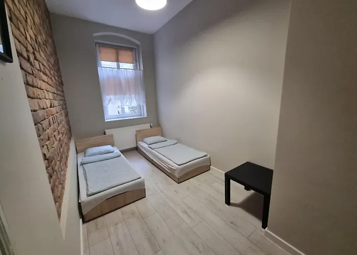 Tanie Spanie Przy Targach Poznanskich - Zameldowanie Bezobslugowe- Homestay