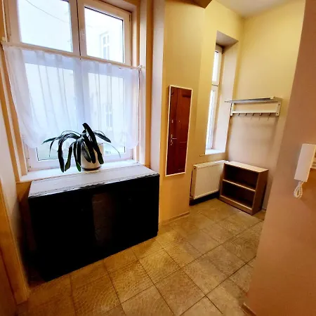 Homestay Tanie Spanie Przy Targach Poznanskich - Zameldowanie Bezobslugowe-