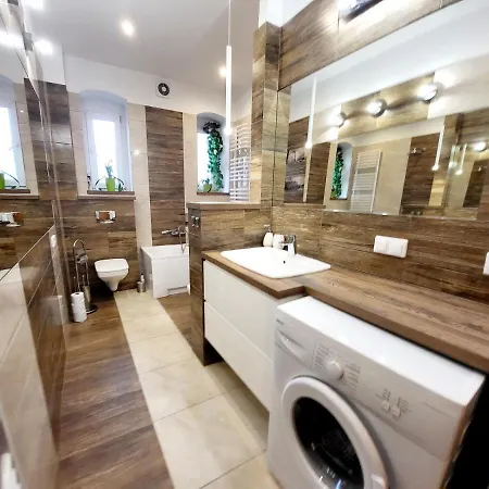 منزل للإقامة Tanie Spanie Przy Targach Poznanskich - Zameldowanie Bezobslugowe-