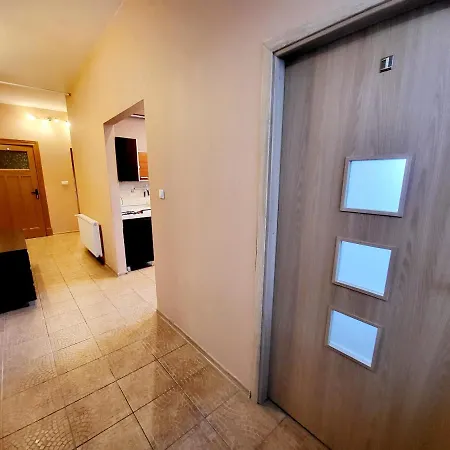 Homestay Tanie Spanie Przy Targach Poznanskich - Zameldowanie Bezobslugowe-