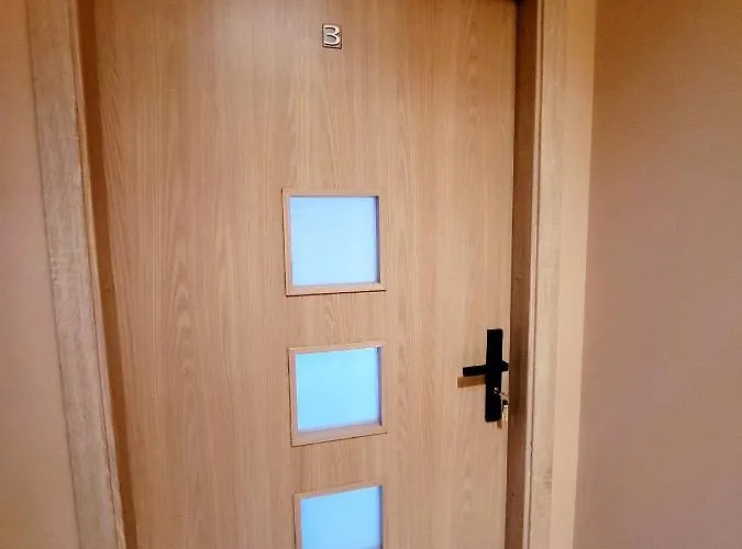 Tanie Spanie Przy Targach Poznanskich - Zameldowanie Bezobslugowe- Ubytování v soukromí