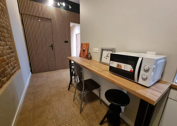 Tanie Spanie Przy Targach Poznanskich - Zameldowanie Bezobslugowe- Homestay *